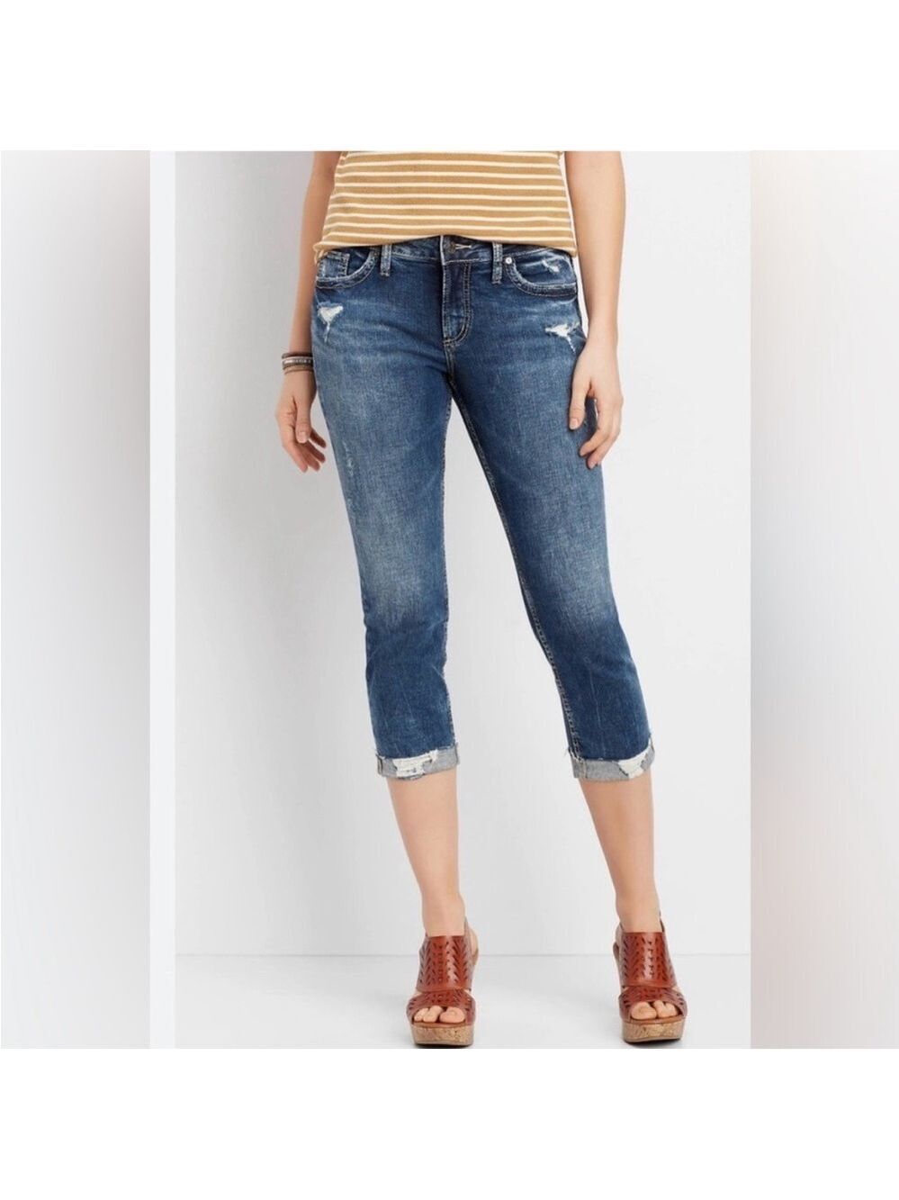 Silver Jeans Elyse Capri Raw Hem Dark Wash Jeans, size 29/22.5